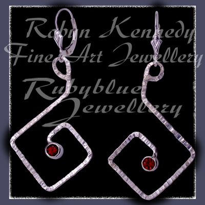 Sterling Silver and Mozambique Garnet 'Coronet' Earrings Image